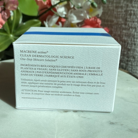 NIB Macrene Actives Moisturizing High Performing Face Cream with Peptides - Picture 9 of 13